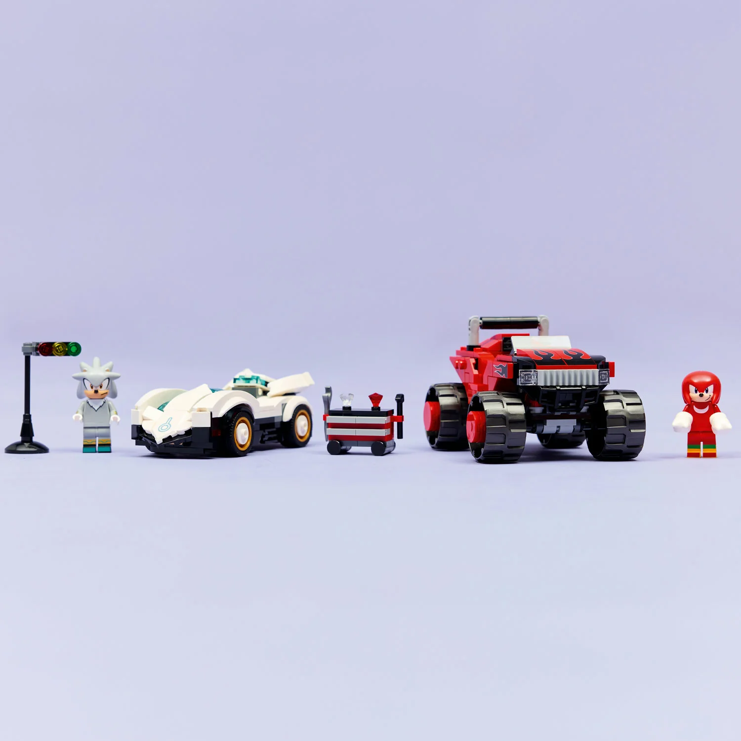 LEGO® Sonic the Hedgehog™ Silver’s Car vs. Knuckles’ Monster Truck - Image 5