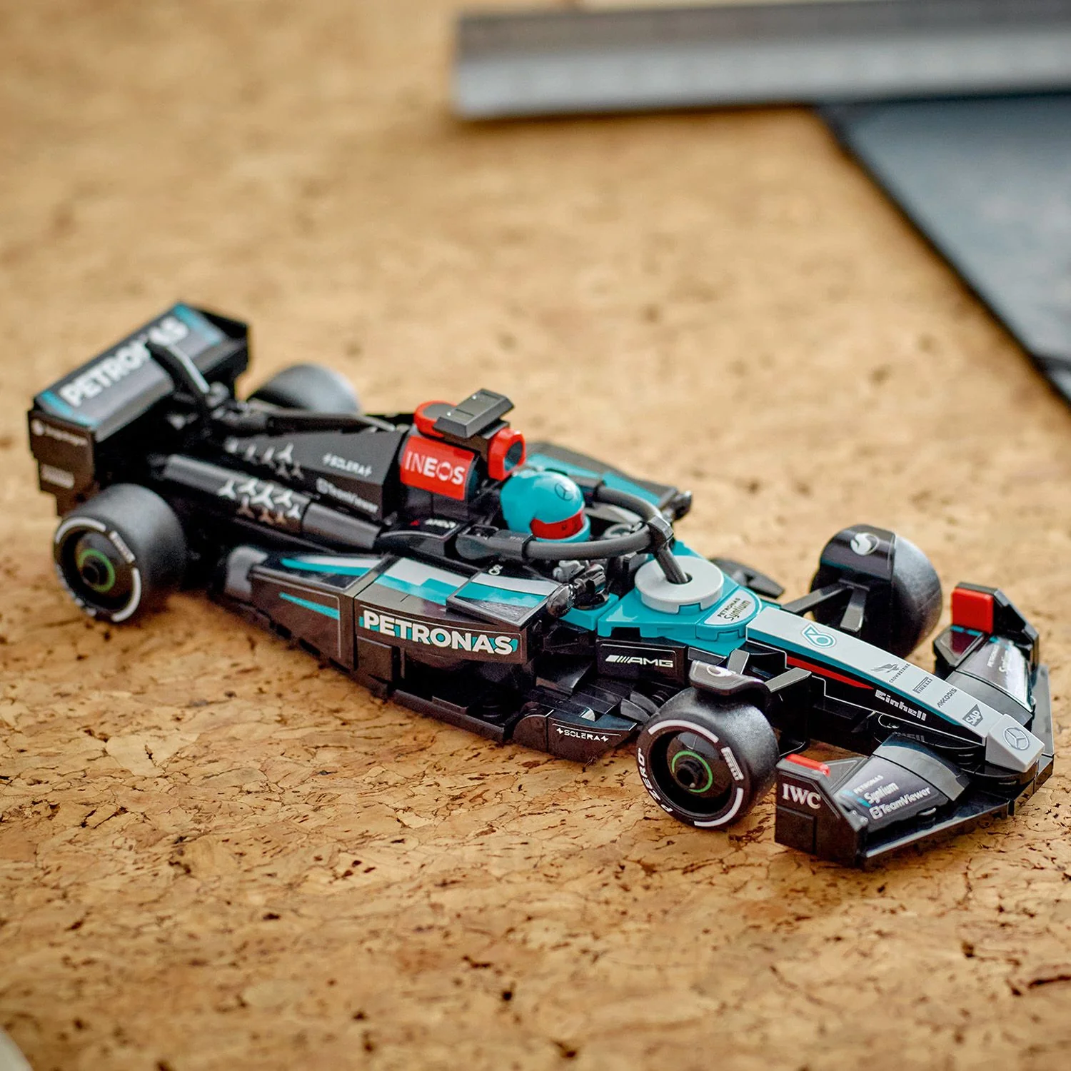 LEGO® Speed Champions Mercedes-AMG F1® W15 Race Car - Image 7