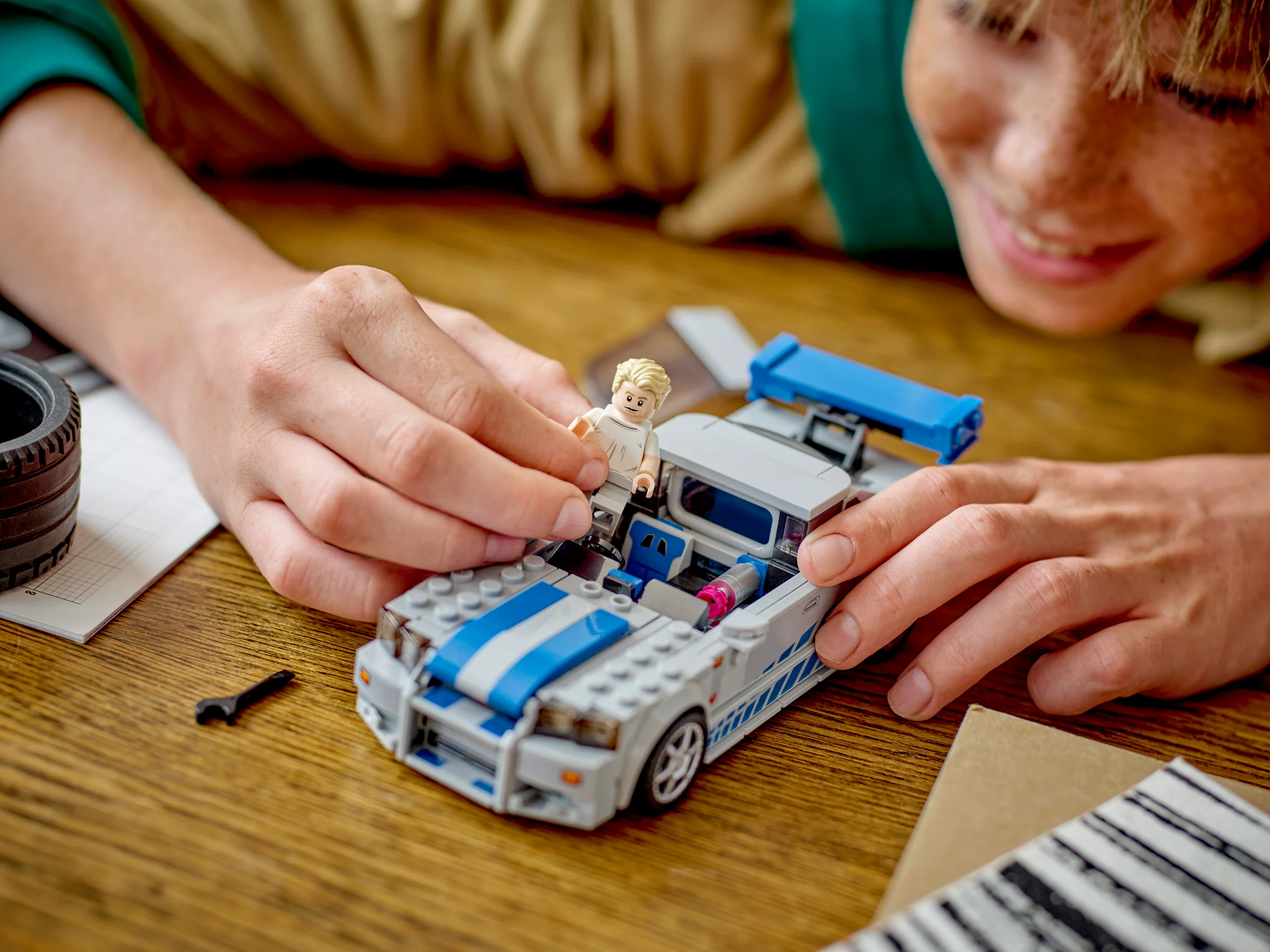 LEGO® Speed Champions Nissan Skyline GT-R (R34) - Image 7