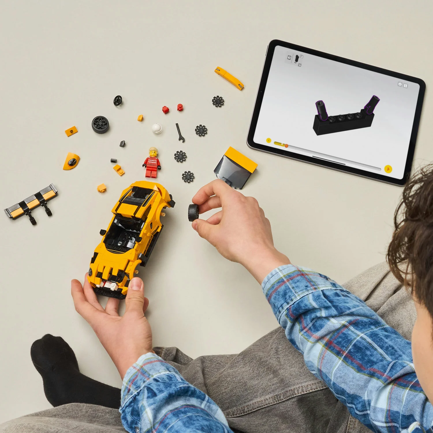 LEGO® Speed Champions Porsche 911 GT3 RS Super Car - Image 4