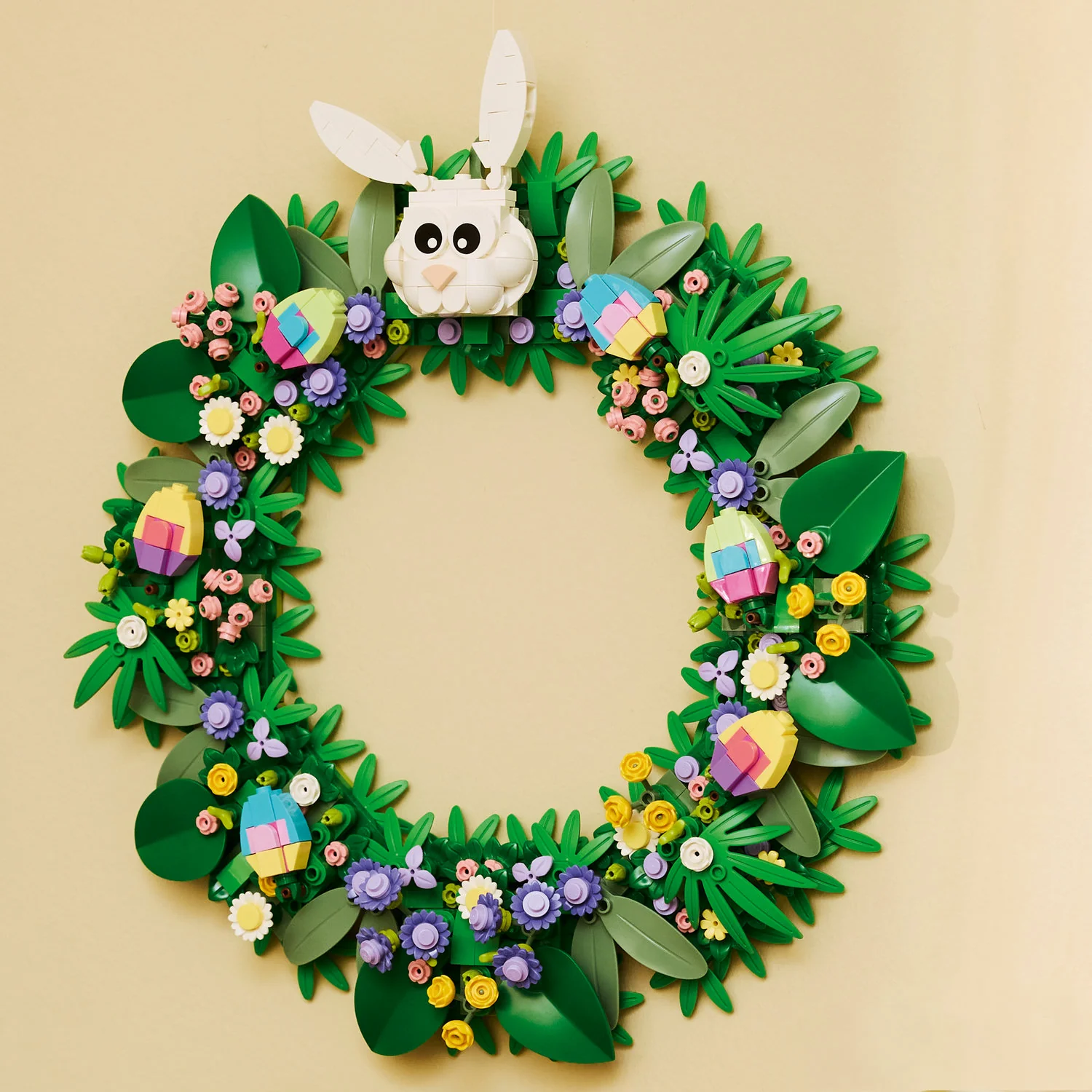 LEGO® Spring Wreath - Image 4