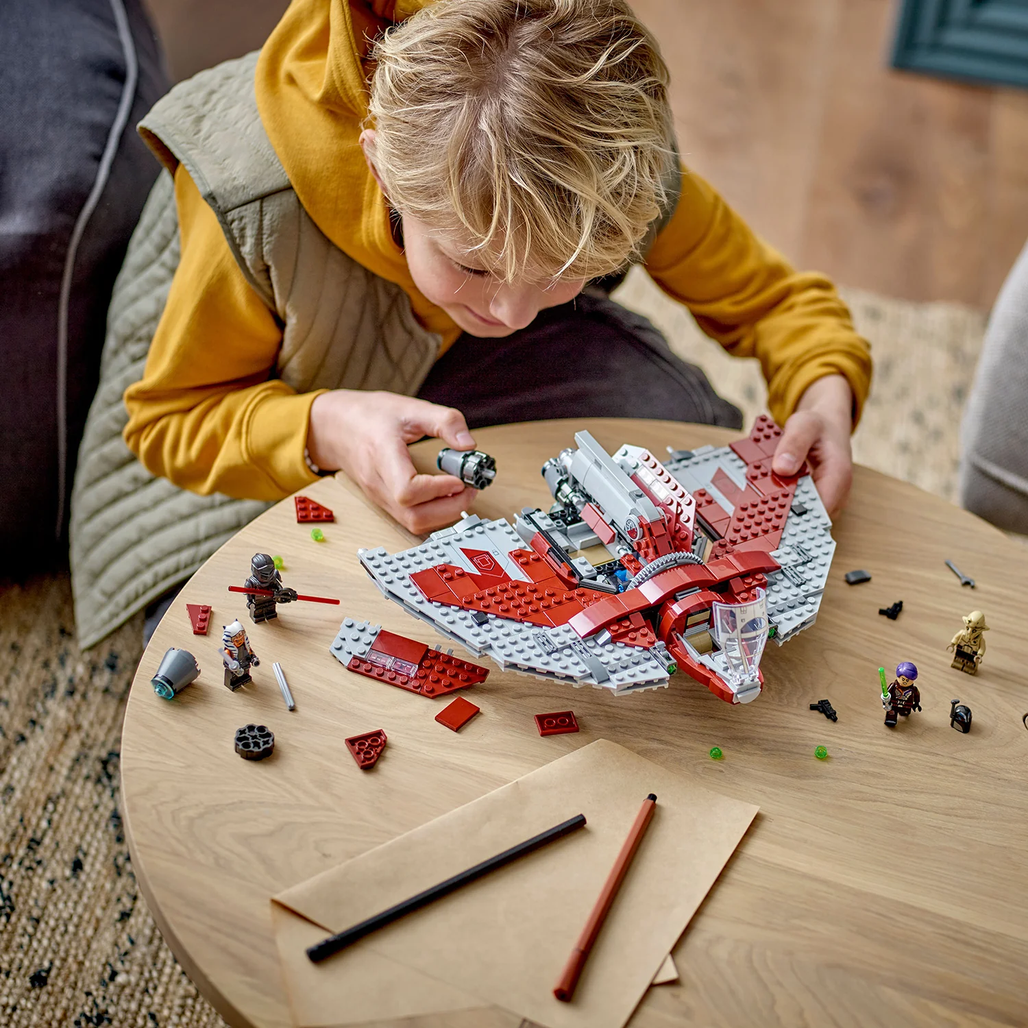 LEGO® Star Wars™ Ahsoka Tano's T-6 Jedi Shuttle - Image 3