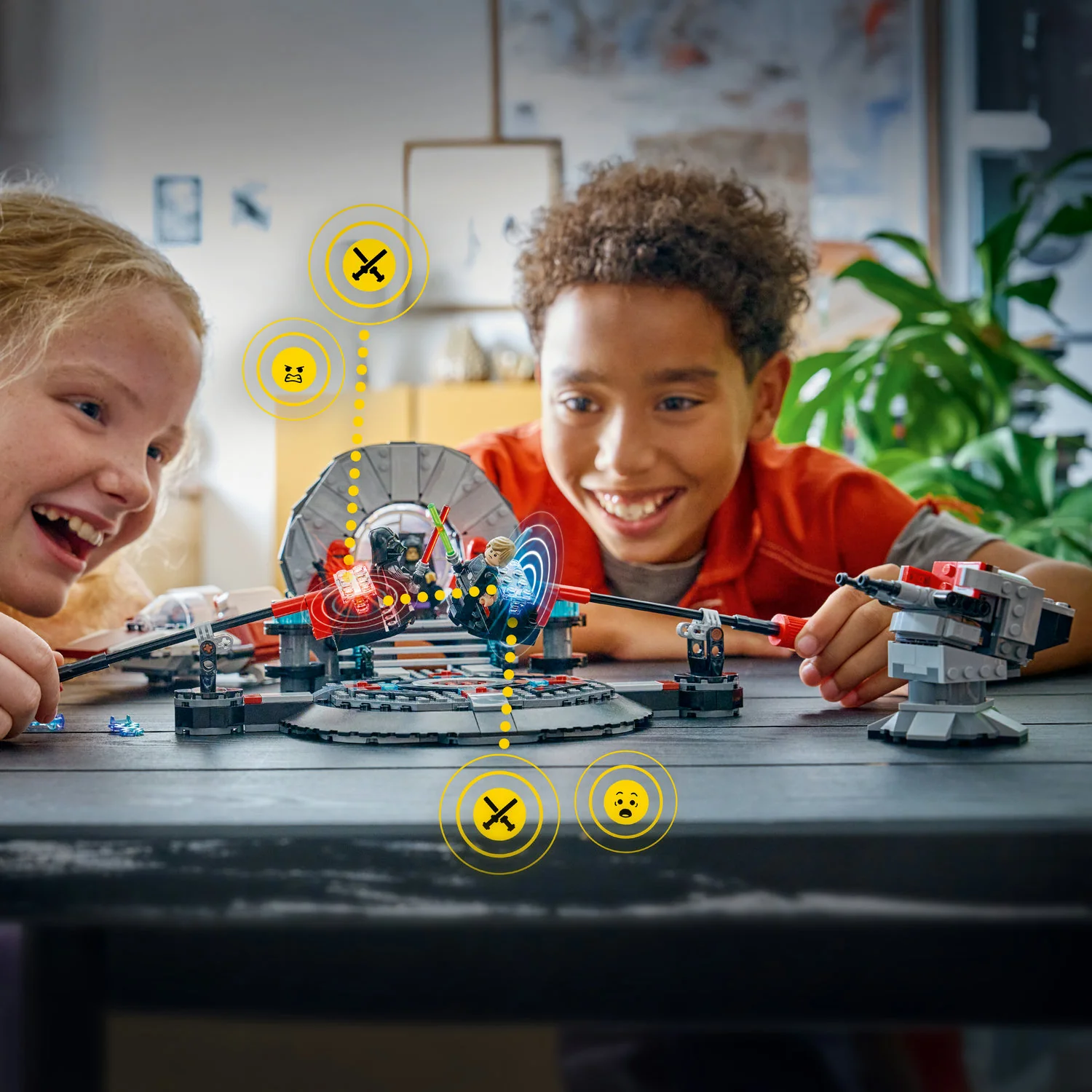 LEGO® Star Wars™ SMART Play™: Throne Room Duel & A-Wing™ - Image 3