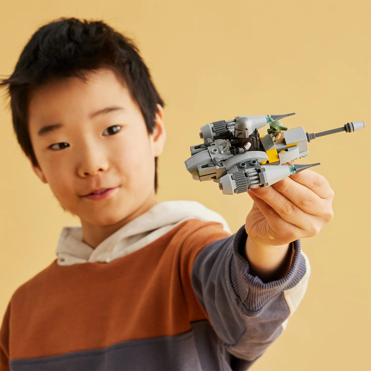 LEGO® Star Wars™ The Mandalorian’s N-1 Starfighter™ Microfighter - Image 4