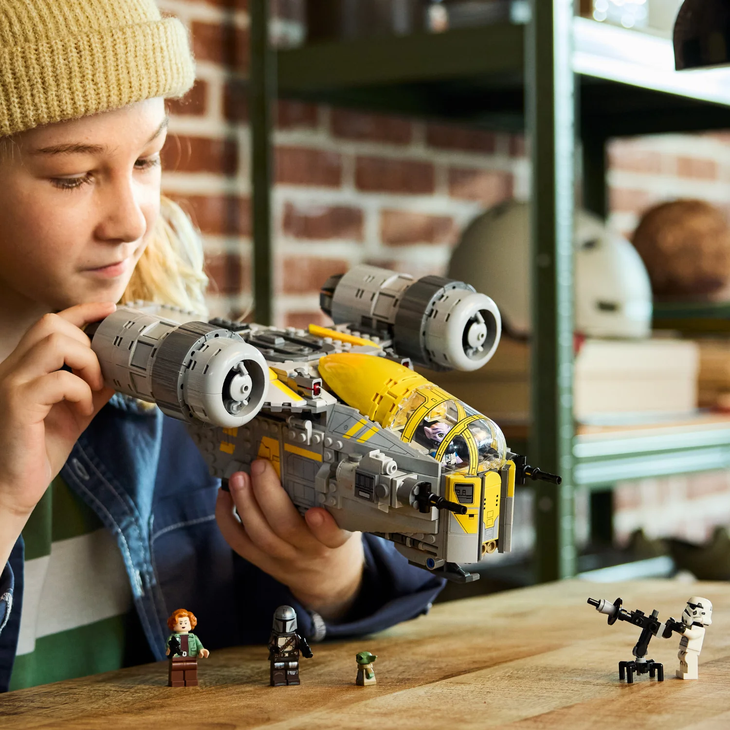 LEGOŽ Star Wars⢠The Razor Crest⢠- Image 4