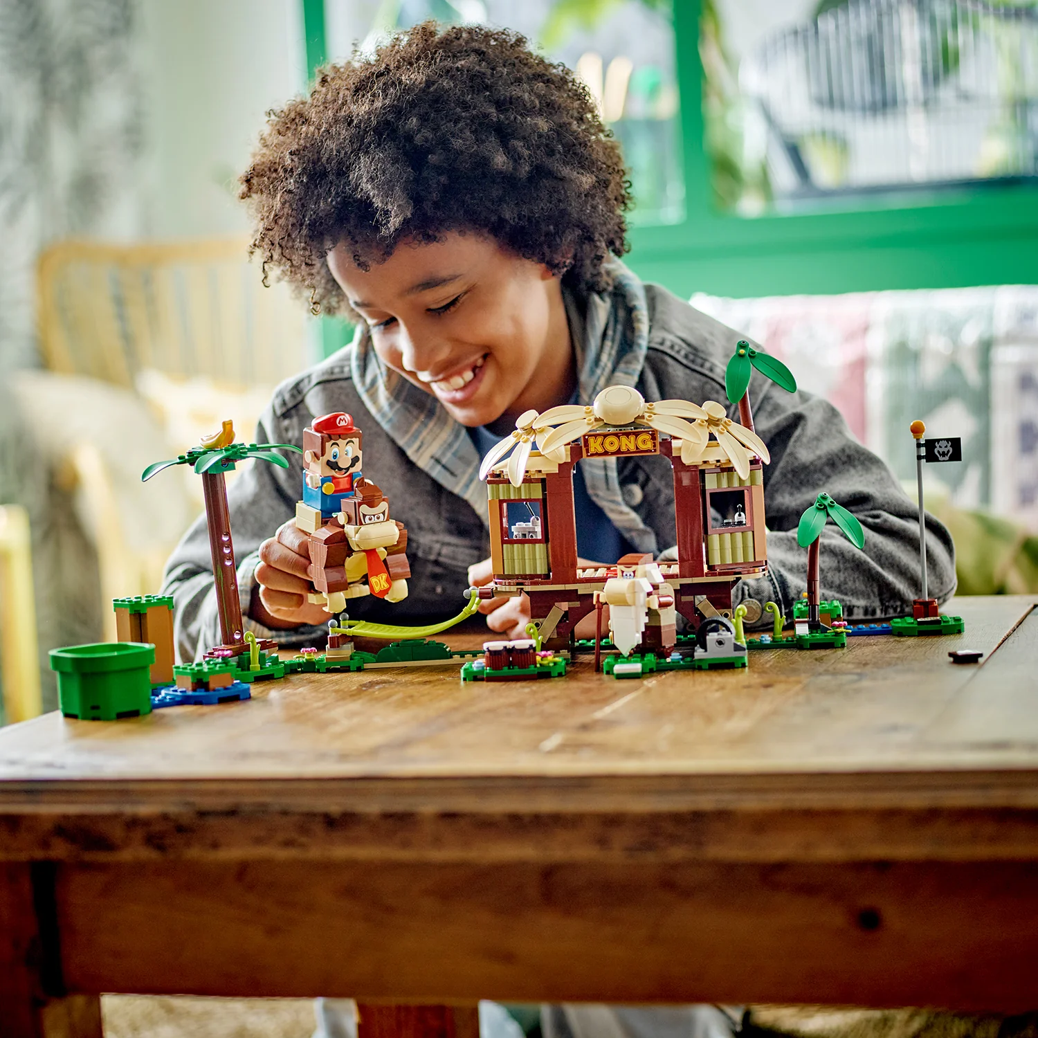 LEGO® Super Mario™ Donkey Kong’s Tree House Expansion Set - Image 3