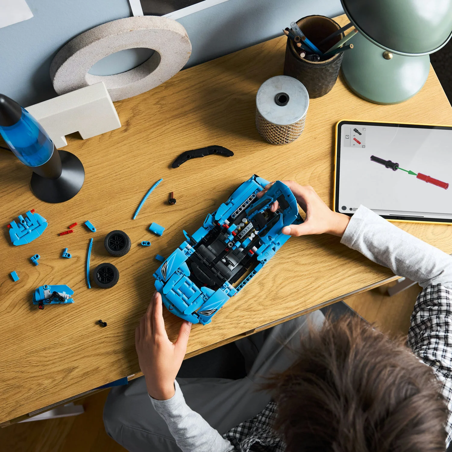 LEGO® Technic Chevrolet Corvette Stingray Blue - Image 4