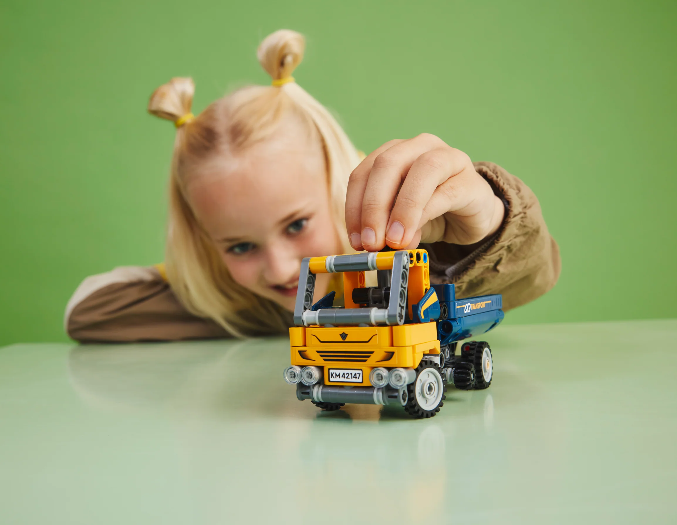LEGO® Technic™ Dump Truck - Image 7