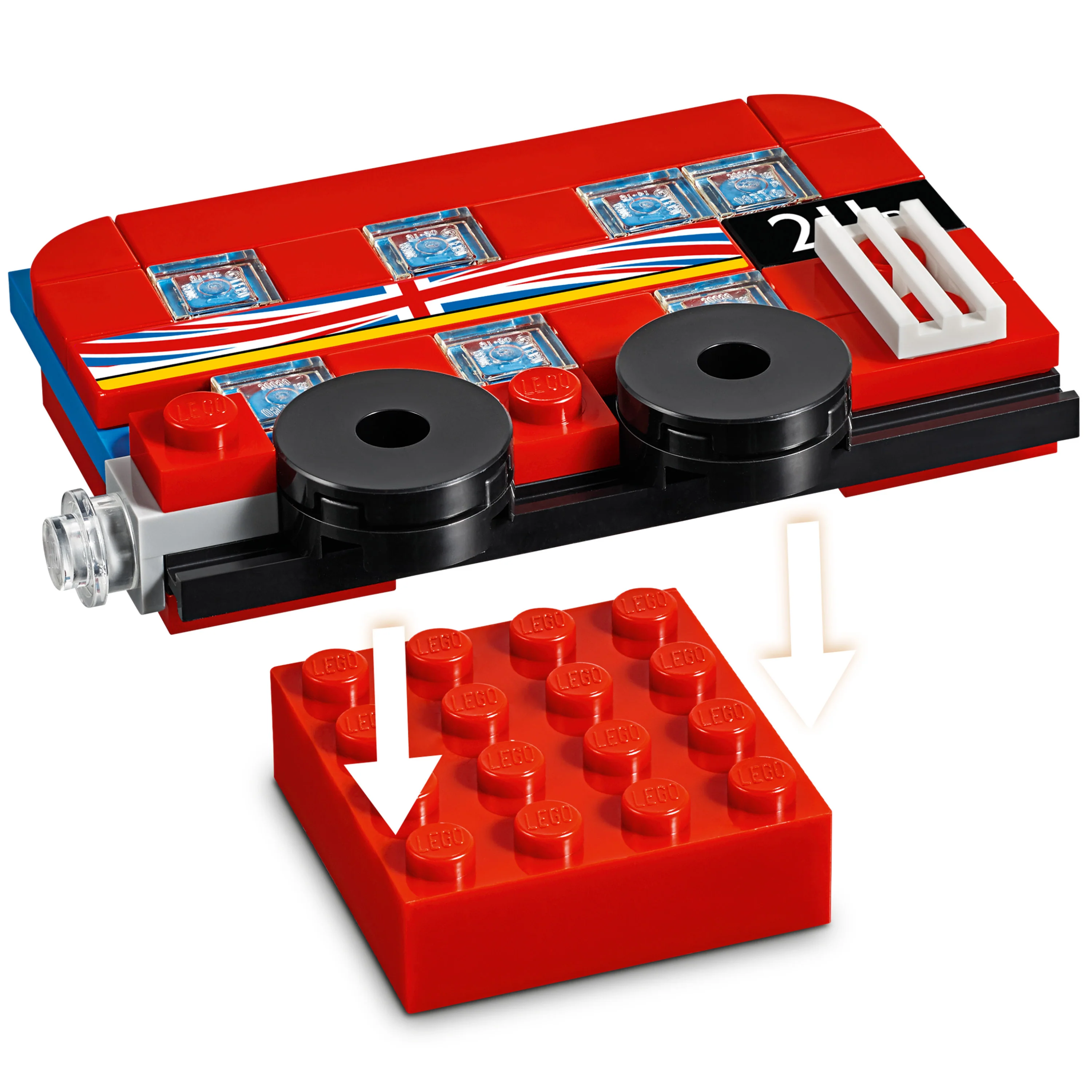 LEGO® London Bus Magnet Build - Image 3