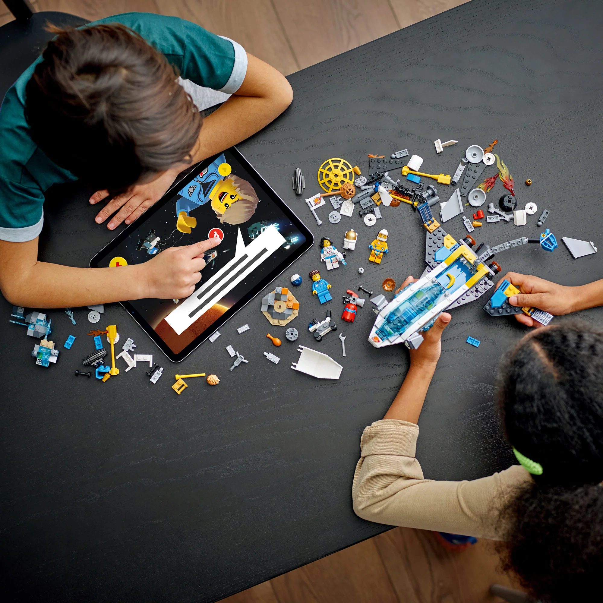 LEGO® City Mars Spacecraft Exploration Missions - Image 4