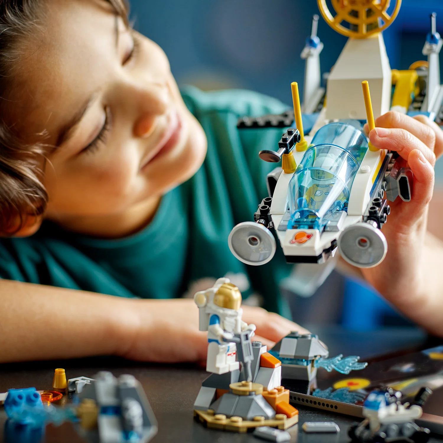 LEGO® City Mars Spacecraft Exploration Missions - Image 8