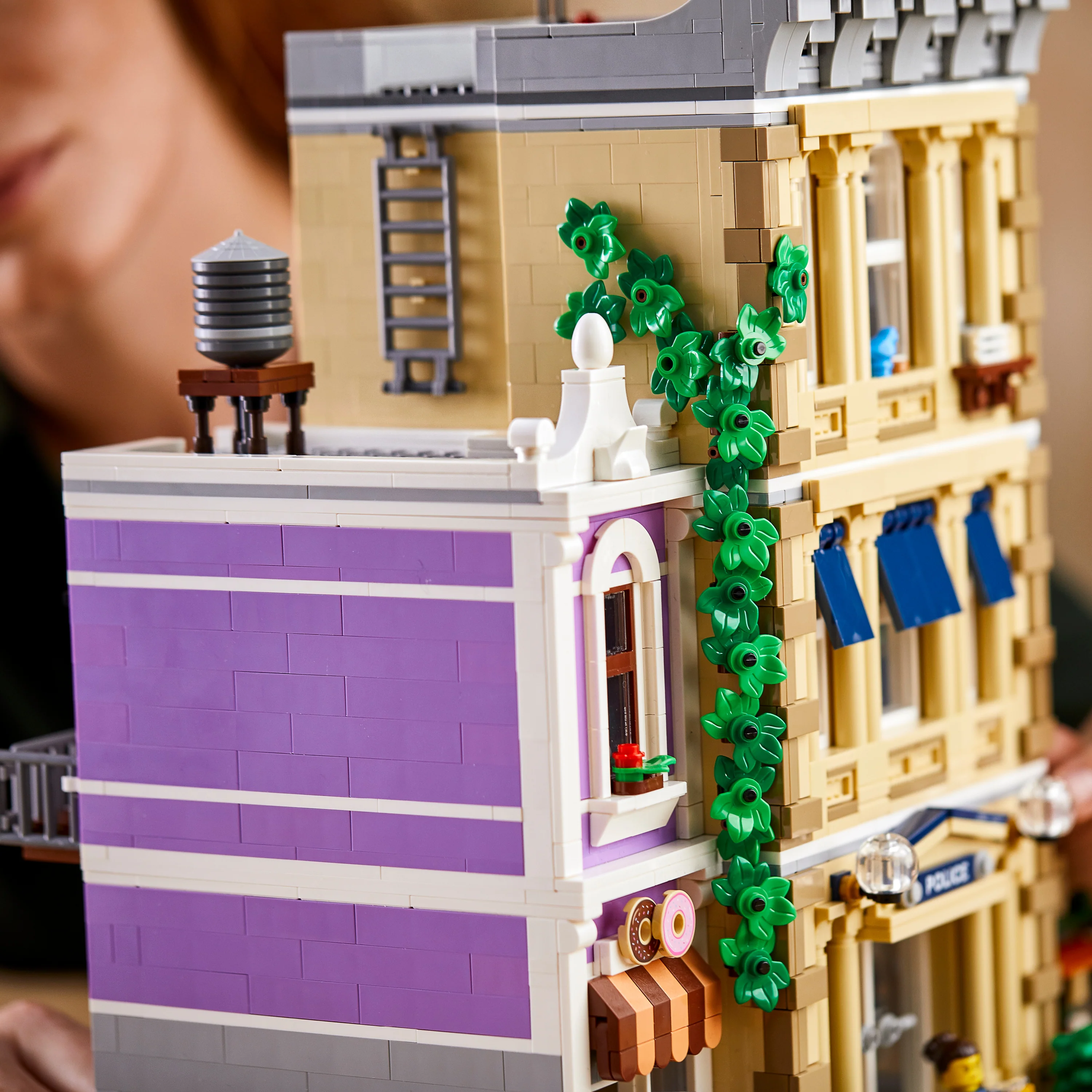 LEGO® Creator Expert Police Station - Image 4