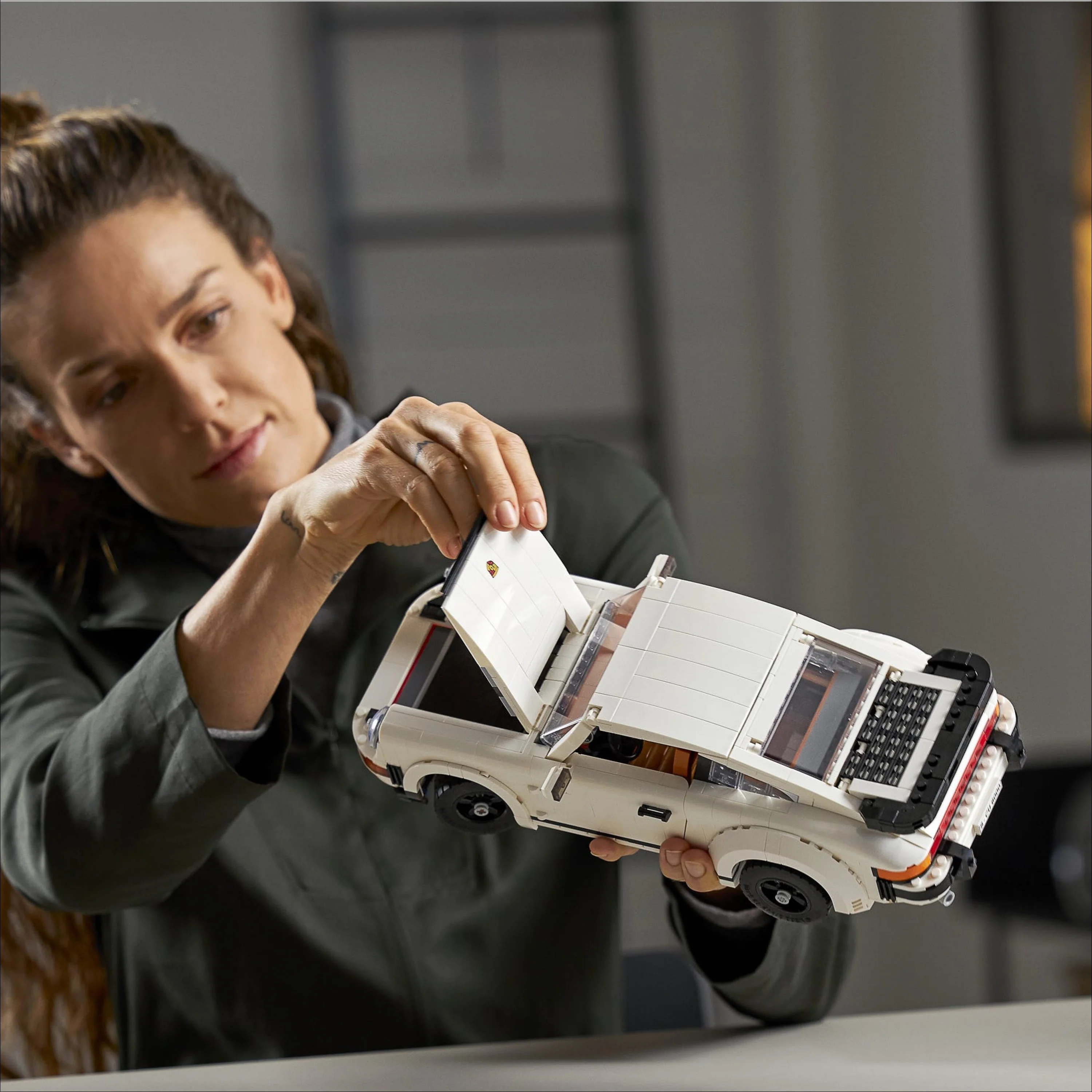 LEGO® Creator Expert Porsche 911 - Image 6