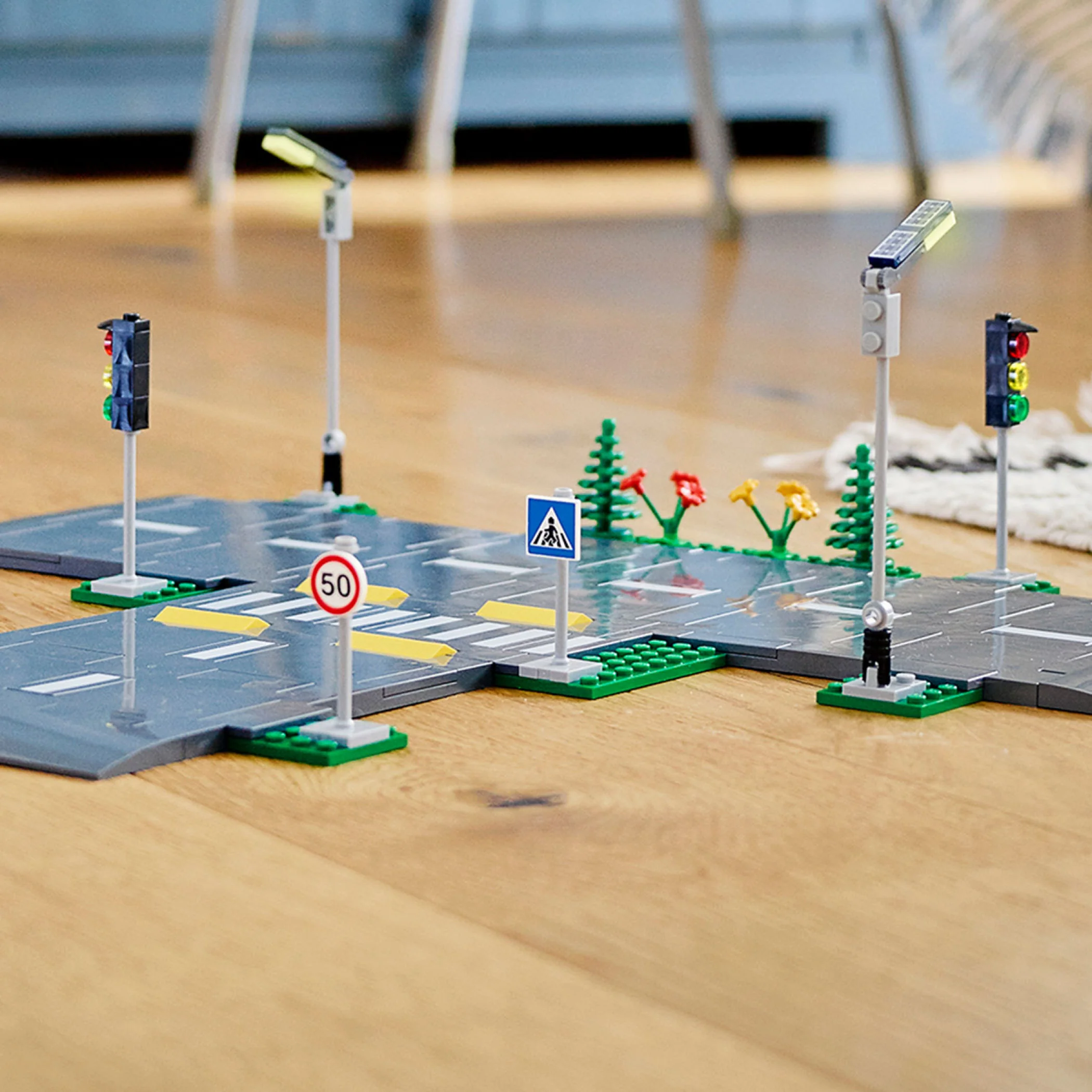 LEGO® City Road Plates - Image 3