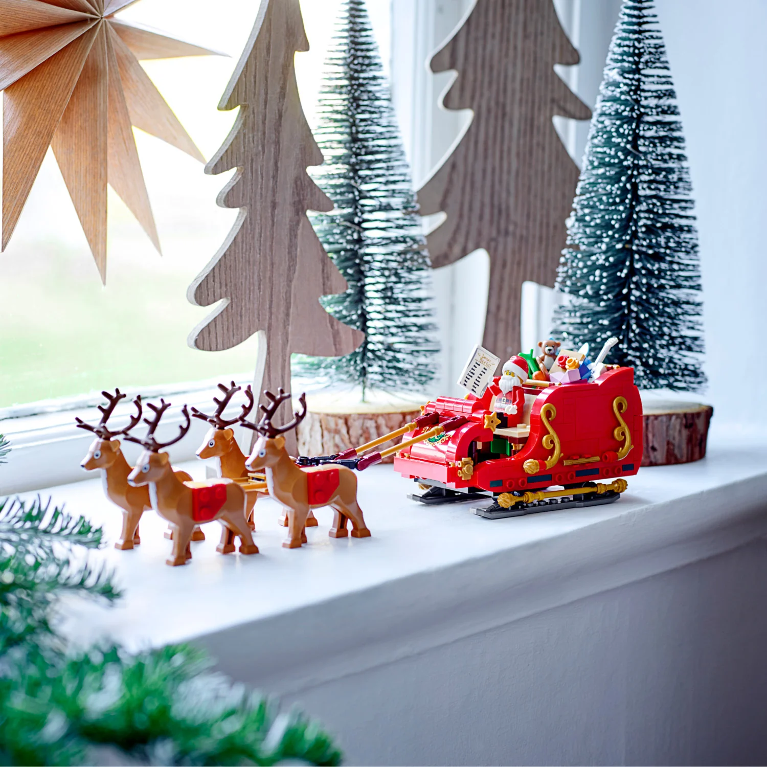 LEGO® Santa’s Sleigh - Image 4