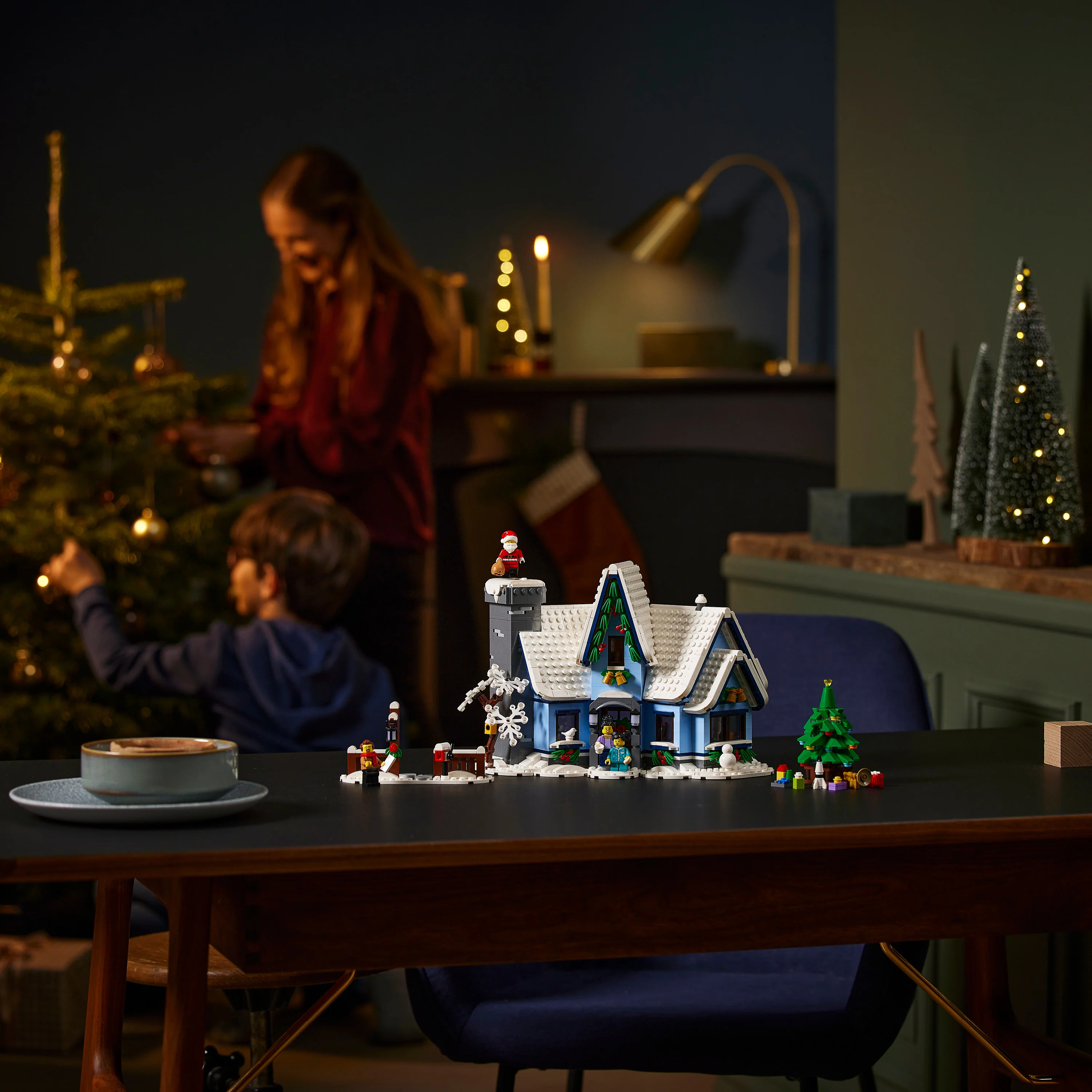LEGO® Santa's Visit - Image 7