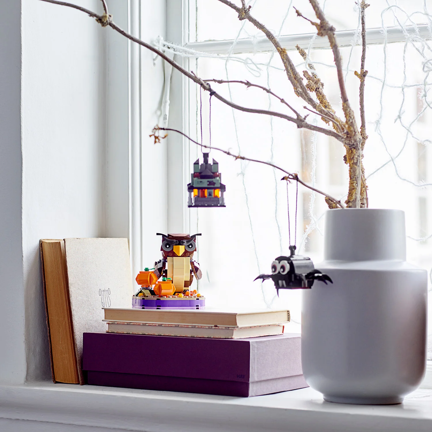 LEGO® Spider & Haunted House Pack - Image 3