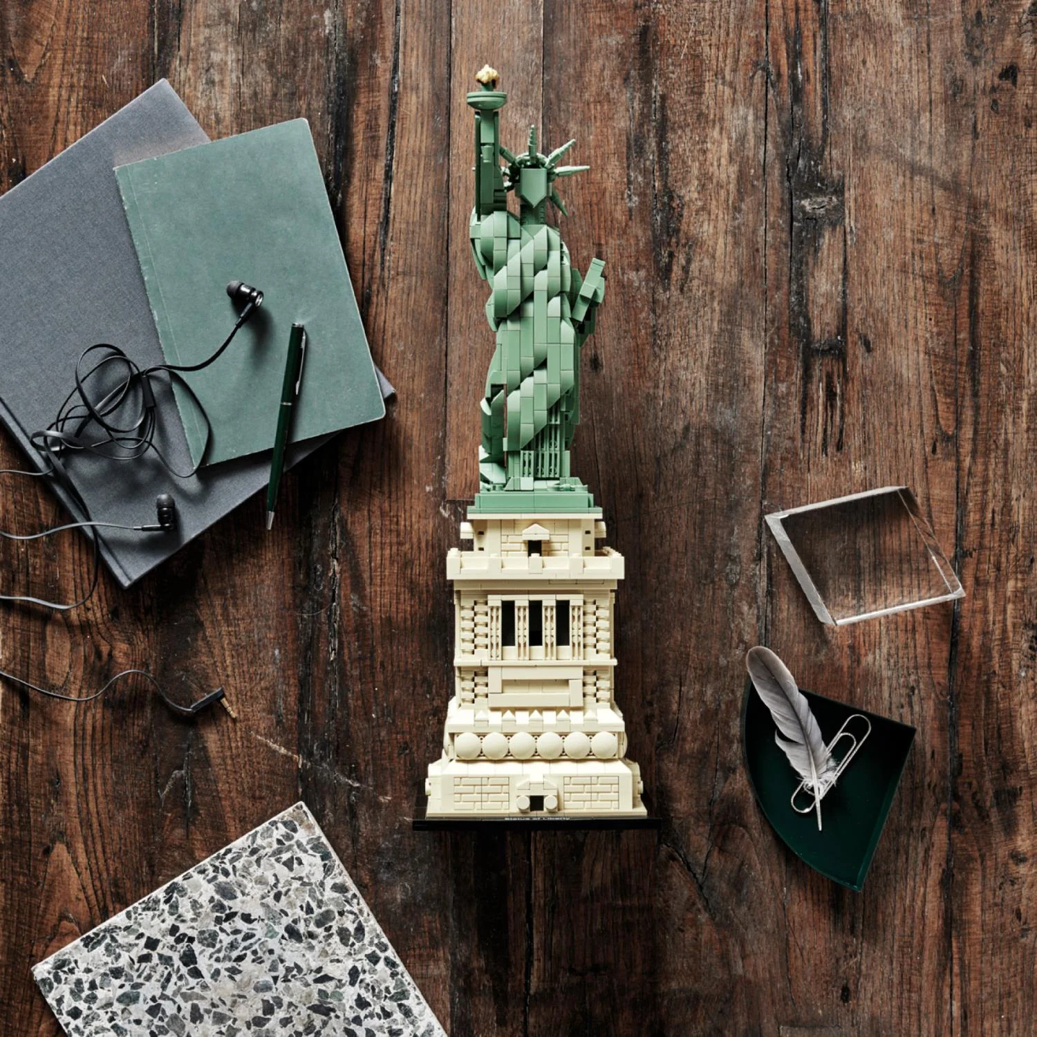 LEGO® Architecture Statue of Liberty - Image 10