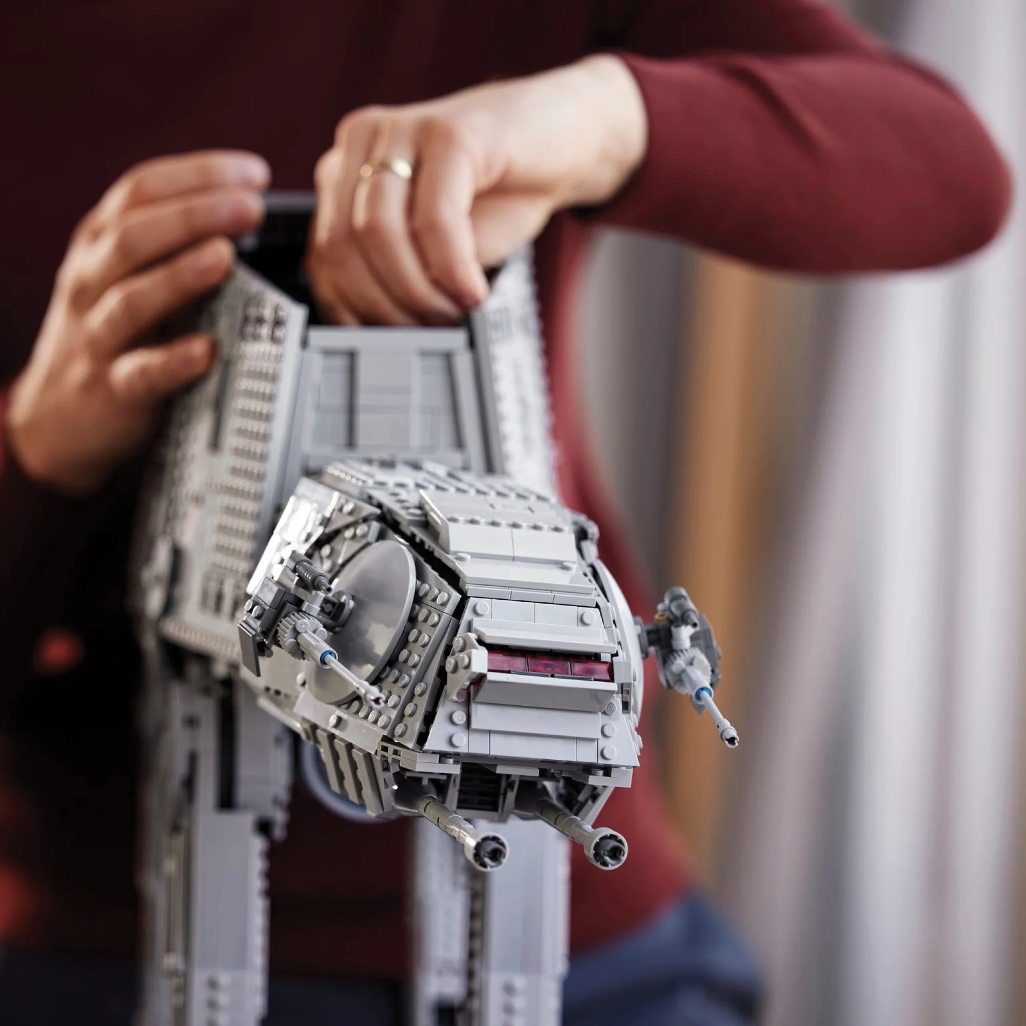 LEGO® Star Wars™ AT-AT™ - Image 23