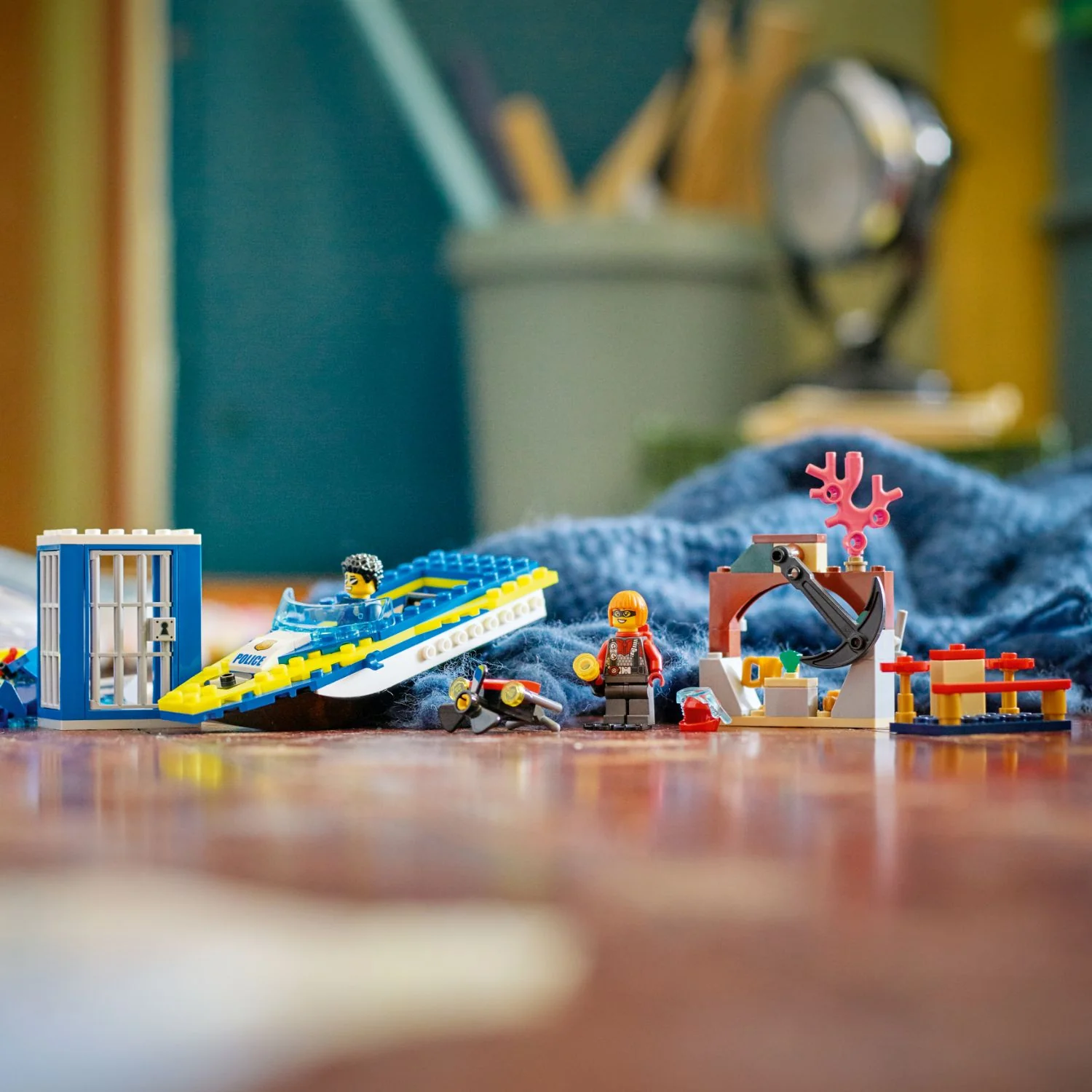 LEGO® City Water Police Detective Missions - Image 4