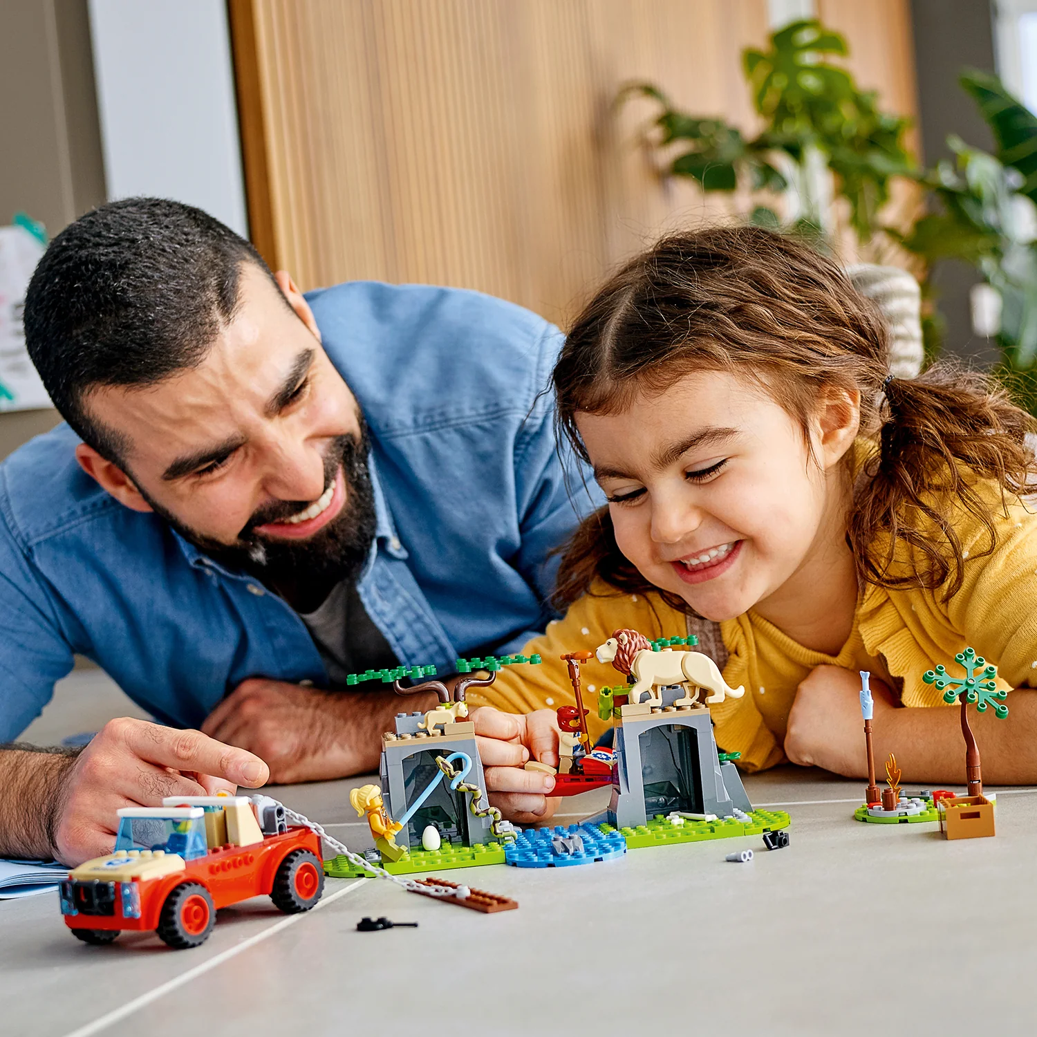 LEGO® City Wildlife Rescue Off-Roader - Image 5
